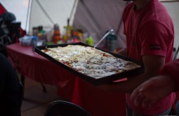 ACONCAGUA - Pizza para almoço a 4300m! - Foto Gabriel Tarso