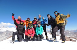 Nossa equipe de 2017 no cume do Vicuñas